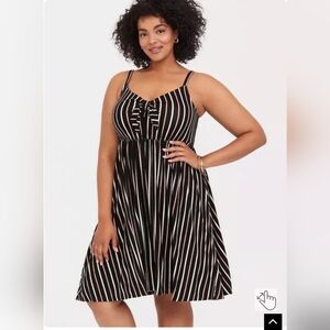 Torrid Super Soft Striped Tie-Front Dress | Size 2X (2) | Black & Orange